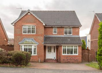 Detached house For Sale in Erskine