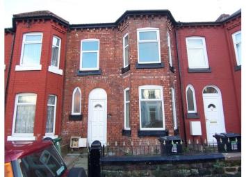 Flat To Rent in Birkenhead