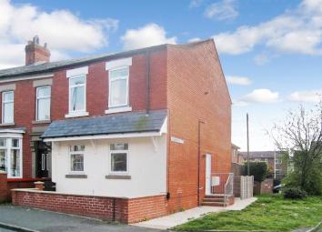 Flat To Rent in Chorley