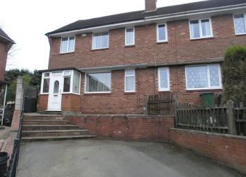 Terraced house For Sale in Rowley Regis