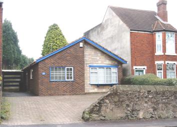 Detached bungalow For Sale in Dudley