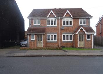 Semi-detached house To Rent in Nuneaton