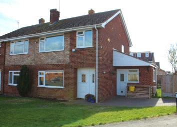 Semi-detached house For Sale in Southam