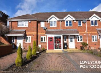 Terraced house For Sale in Halesowen