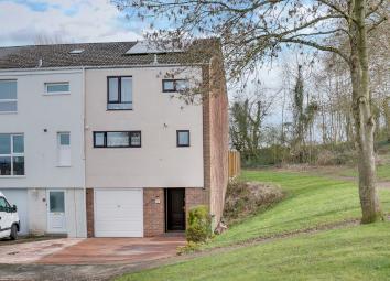 End terrace house For Sale in Redditch