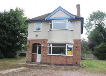 Detached house For Sale in Hinckley