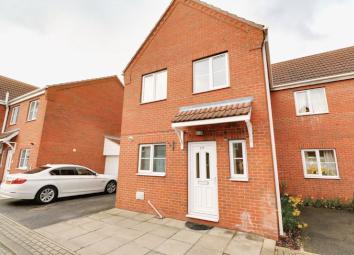 Semi-detached house For Sale in Brigg