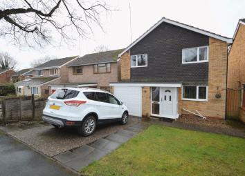 Detached house For Sale in Redditch