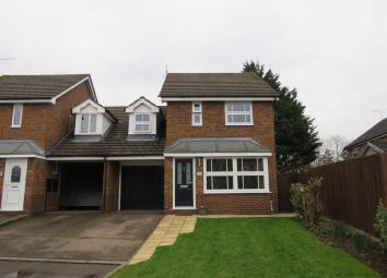 Link-detached house For Sale in Banbury