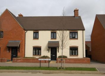 Semi-detached house For Sale in Brackley