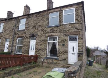 End terrace house For Sale in Dewsbury