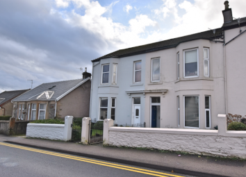 Terraced house For Sale in Dunoon