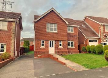 Detached house For Sale in Llanelli