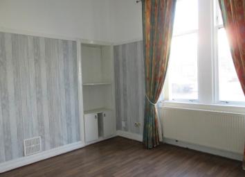 Flat To Rent in Greenock