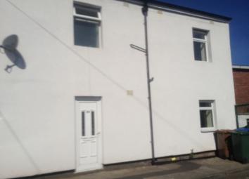 End terrace house To Rent in Chorley