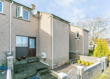 Terraced house For Sale in Penicuik