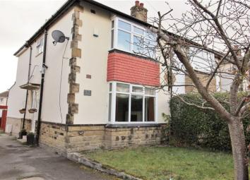 Semi-detached house To Rent in Pudsey