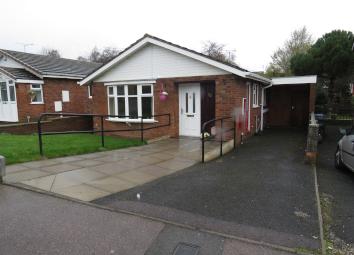 Detached bungalow For Sale in Tamworth