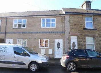 End terrace house For Sale in Buxton