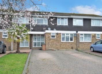 Terraced house For Sale in West Molesey