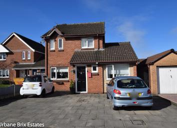 Detached house For Sale in Thornton-Cleveleys