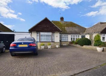 Semi-detached bungalow For Sale in Brentwood