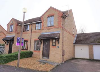 Semi-detached house For Sale in Milton Keynes