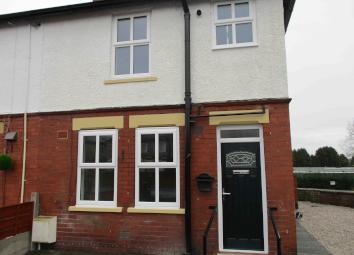 Semi-detached house To Rent in Leigh