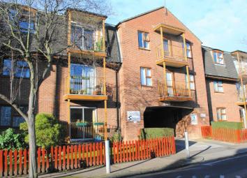 Flat For Sale in Leigh-on-Sea