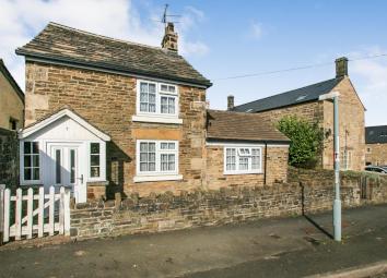 Detached house For Sale in Dronfield
