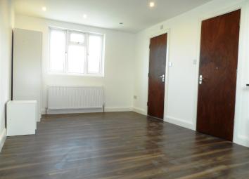 Terraced house To Rent in Harrow