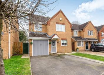 Detached house For Sale in Stevenage