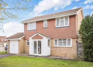 Detached house To Rent in Orpington