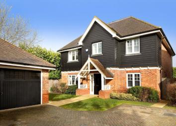 Detached house For Sale in Beaconsfield