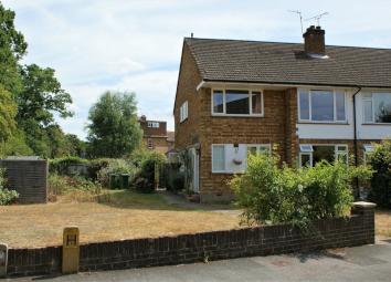Flat For Sale in Weybridge