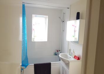 Flat To Rent in Barking