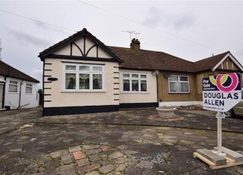 Bungalow For Sale in Ilford