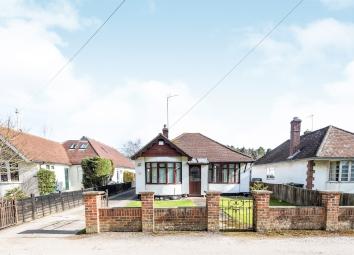 Detached bungalow For Sale in Oxford