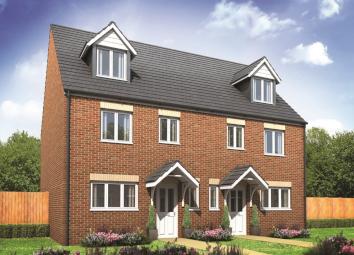 Semi-detached house For Sale in Warwick