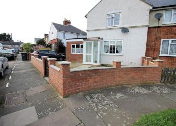 End terrace house For Sale in Enfield