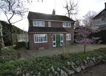Detached house For Sale in Stansted