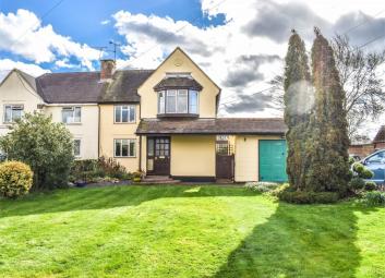 Semi-detached house For Sale in Dunmow