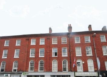Flat To Rent in Buckingham