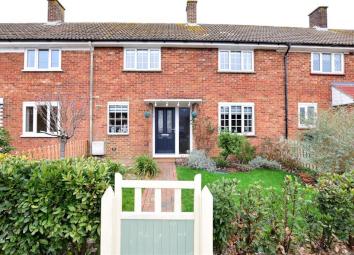 Terraced house For Sale in Ashford