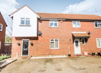 Semi-detached house For Sale in Basildon