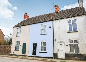 Terraced house For Sale in Shefford