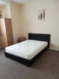 Terraced house To Rent in Rugby