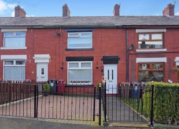 Town house For Sale in Darwen