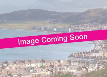 Flat To Rent in Llandudno