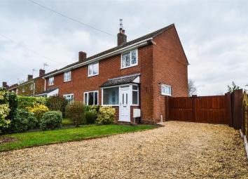 Semi-detached house To Rent in Redditch